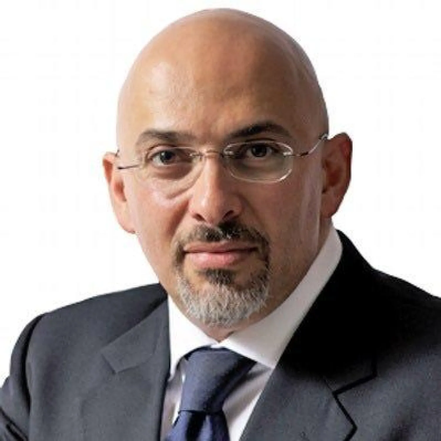 ناظم الزهاوي الوزير المسؤول عن توزيع اللقاحات في المملكة المتحدة (الحساب الرسمي على «تويتر»)