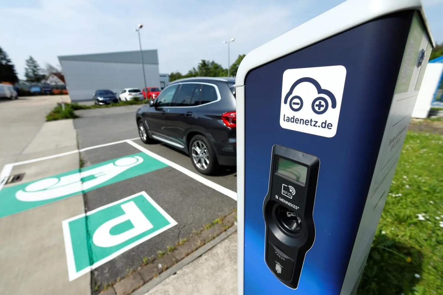 An electric vehicle charging station of municipal utilities "Stadtwerke Ruesselsheim" is pictured at their headquarters in Ruesselsheim, Germany, May 23, 2019. REUTERS/Ralph Orlowski
