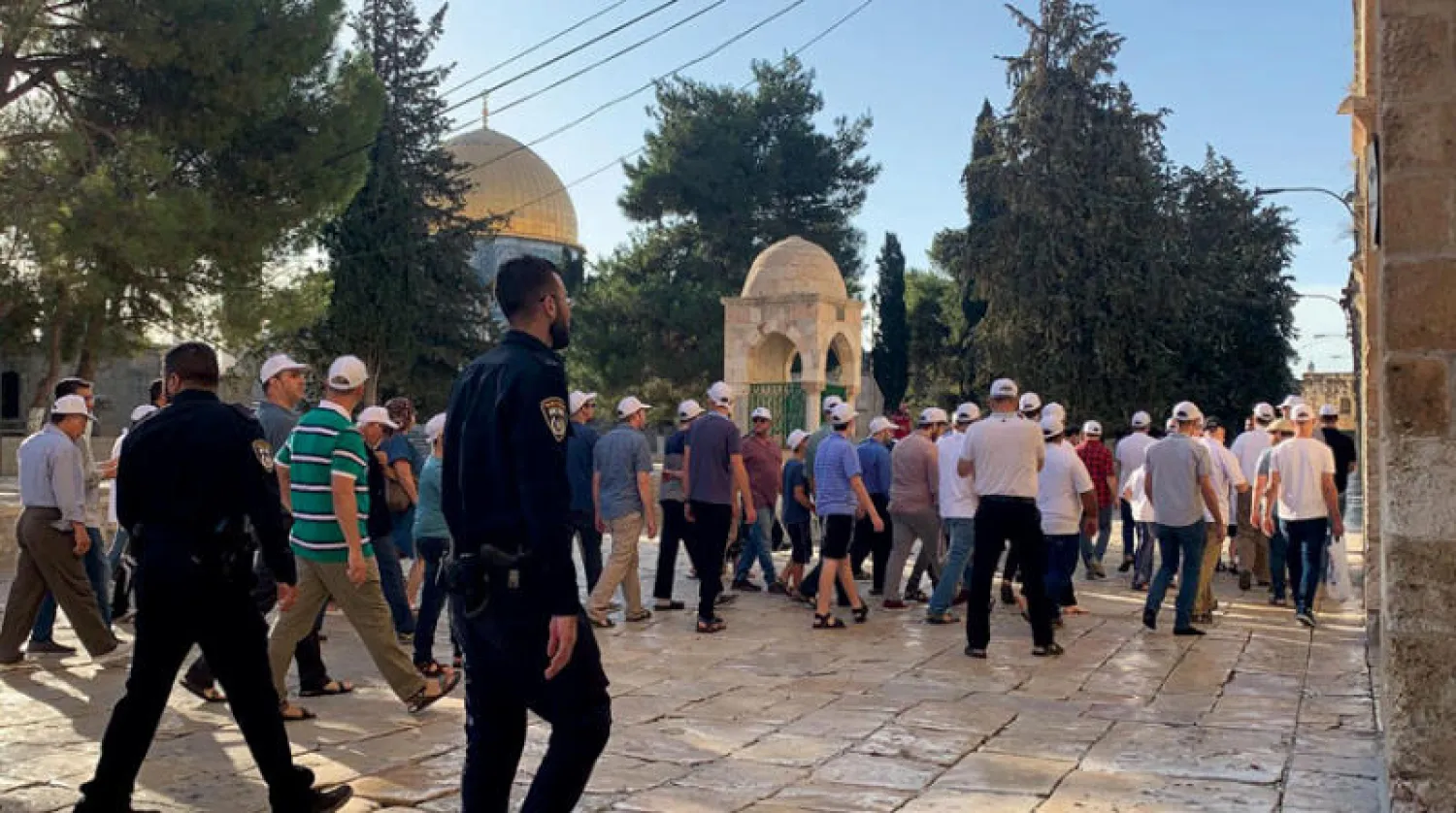 اقتحام 48 مستوطناً باحات المسجد الأقصى بحماية الشرطة الإسرائيلية الأحد (وفا)
