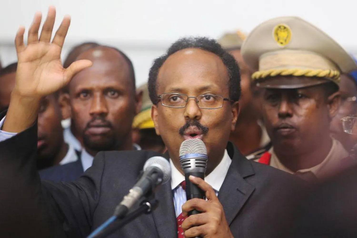 Somalia's newly-elected President Mohamed Abdullahi Farmajo addresses lawmakers after winning the vote at the airport in Somalia's capital Mogadishu, February 8, 2017. REUTERS/Feisal Omar/File Photo
