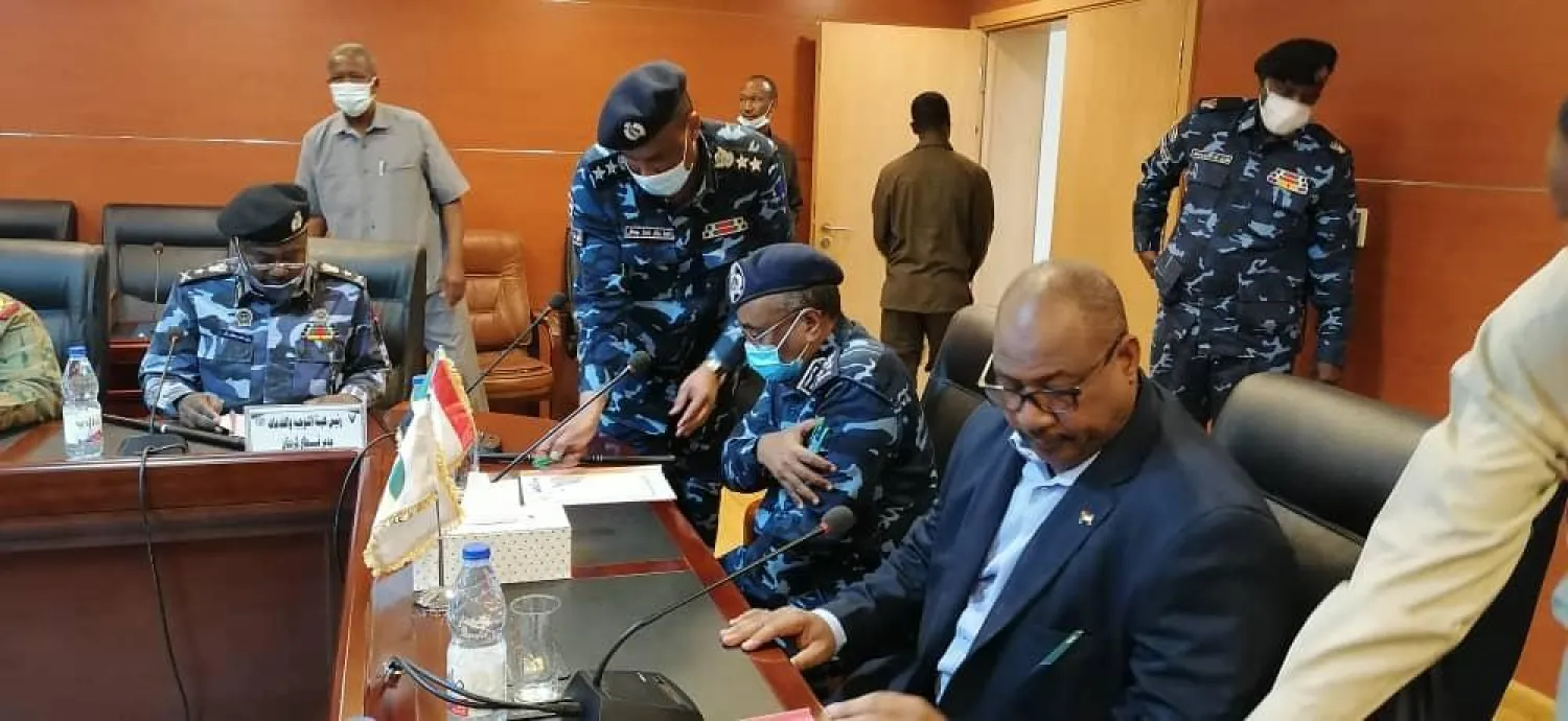 Side of a meeting of the North Kordofan State Security Committee, in which the Governor of the State, Khaled Mustafa Adam, made a briefing about the security and service conditions in the state. SUNA