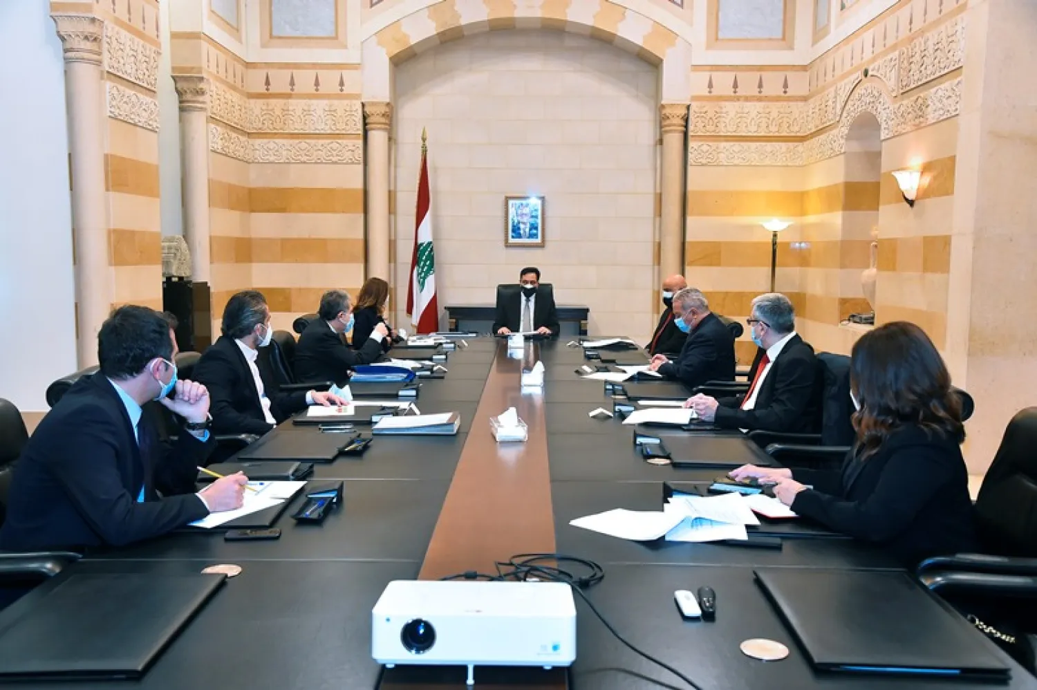 Diab will not hold cabinet session to approve the state budget. (NNA)