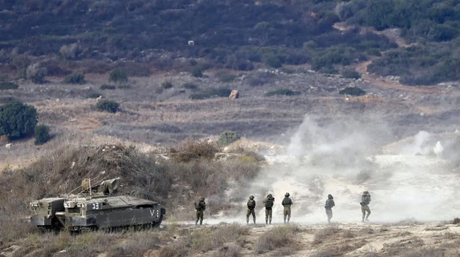  İsrail ordusunun tatbikatına onlarca savaş uçağı ile düzenli ve yedek askerler katıldı. (AFP)