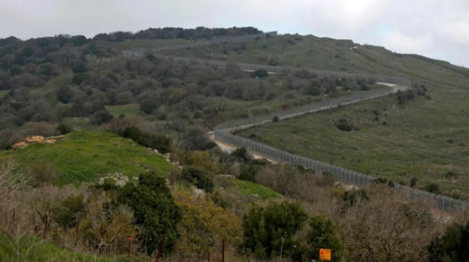 Suriye ve İsrail’i ayıran Golan Tepeleri'ndeki sınır hattı. (AFP)