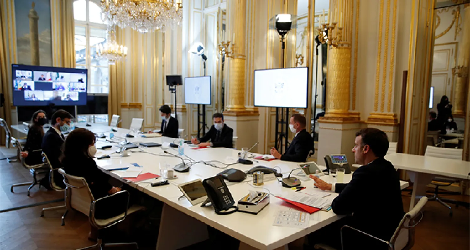 Fransa'da bölgesel sokağa çıkma yasağı ilan edildi