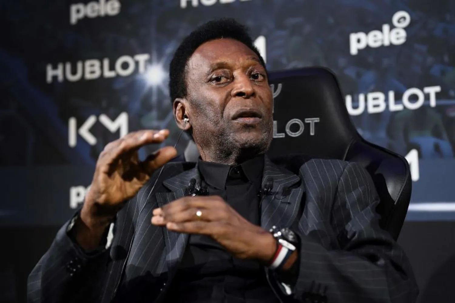 أسطورة كرة القدم البرازيلية بيليه (أ.ف.ب)