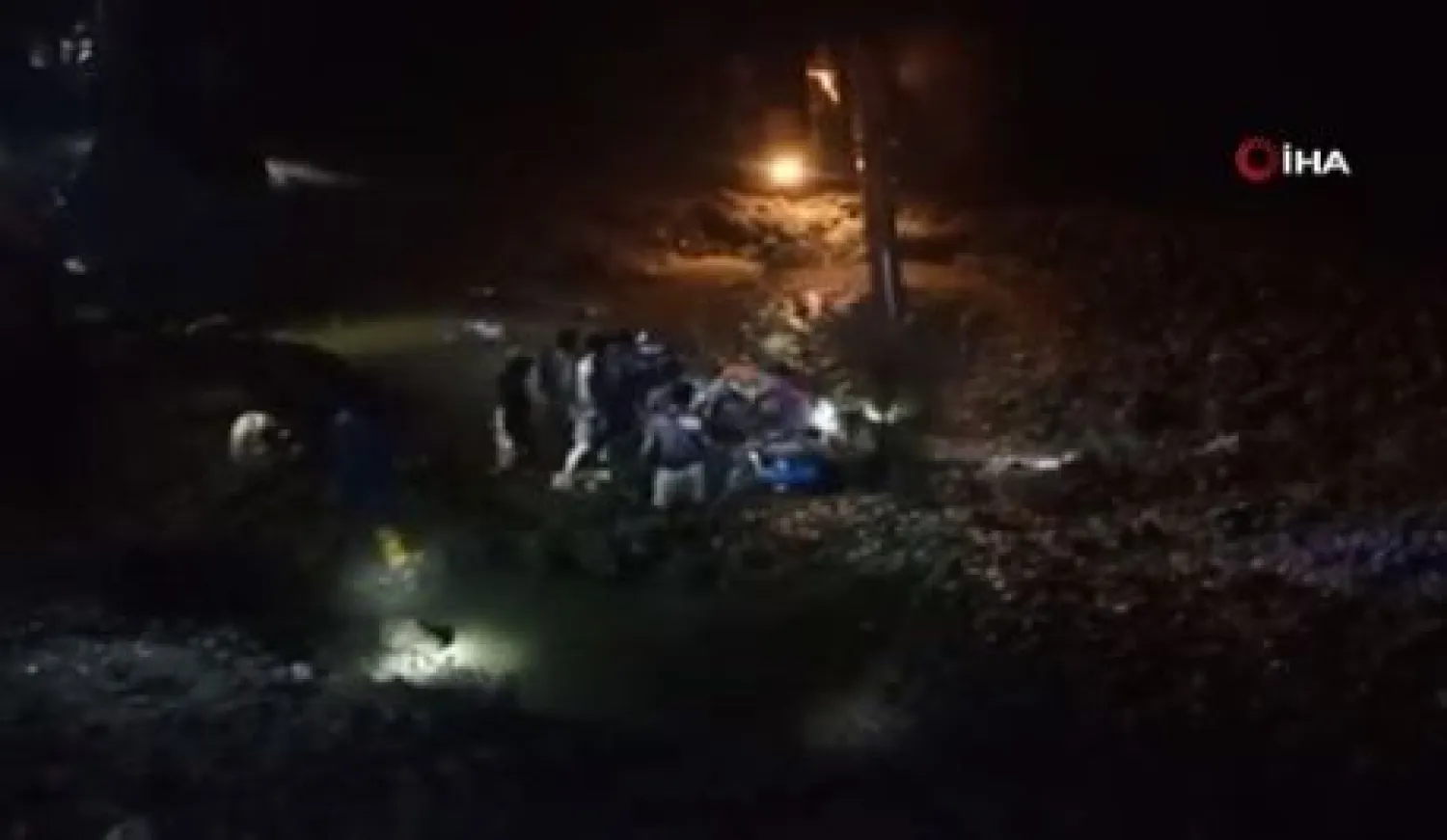 Endonezya'da kaçak altın madeninde heyelan: 5 ölü