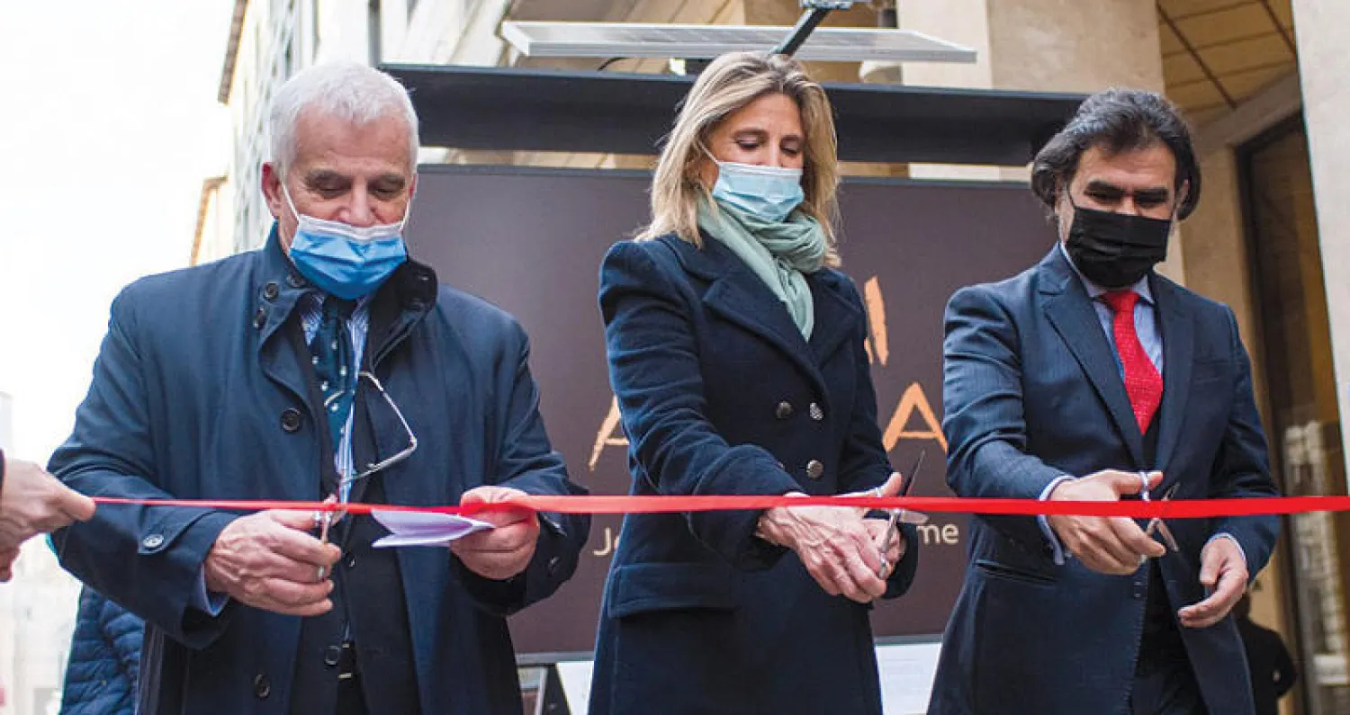 الأمير فيصل بن سطام بن عبد العزيز السفير السعودي لدى إيطاليا يفتتح المعرض (الشرق الأوسط)