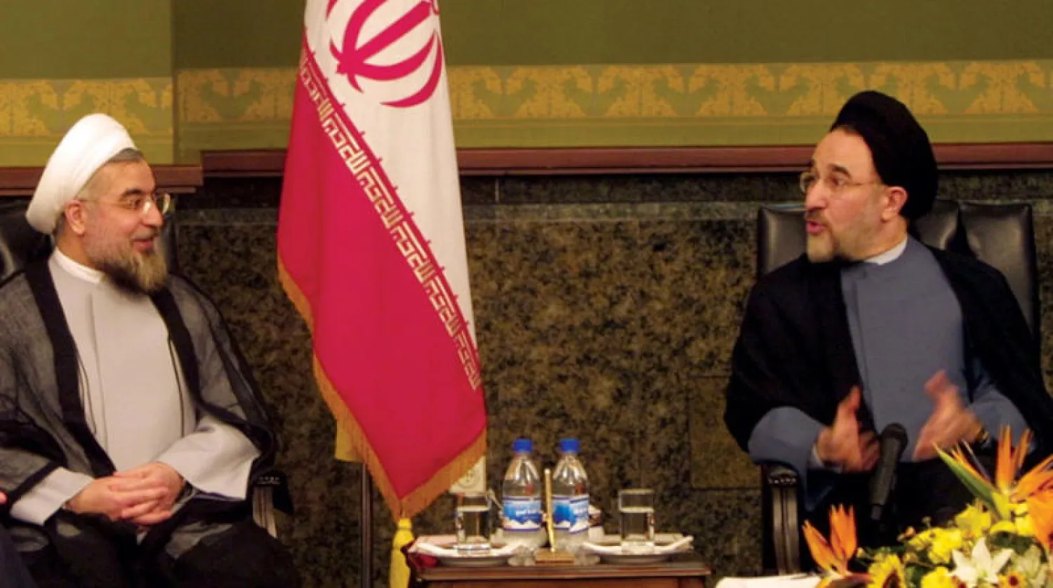 صورة سابقة نشرها موقع الرئيس حسن روحاني أثناء استقباله الرئيس الإصلاحي الأسبق محمد خاتمي الذي دعم ترشحه للانتخابات الرئاسية في 2013 و2017