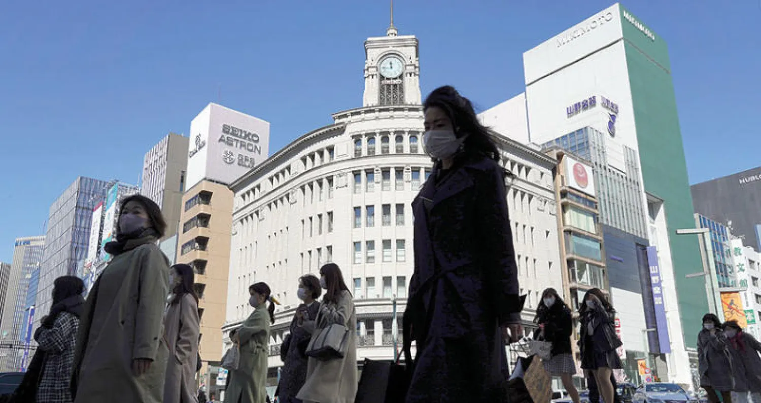 أسفرت الجائحة عن إفلاس نحو 1100 شركة يابانية أغلبها في قطاع الخدمات (أ.ب)