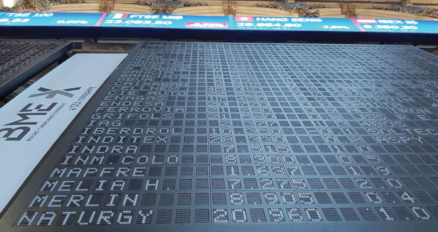 تراجع أغلب المؤشرات الأوروبية بعد بداية قوية أمس إثر الإعلان  --عن بيانات توظيف أميركية مخيبة للآمال (إ.ب.أ)