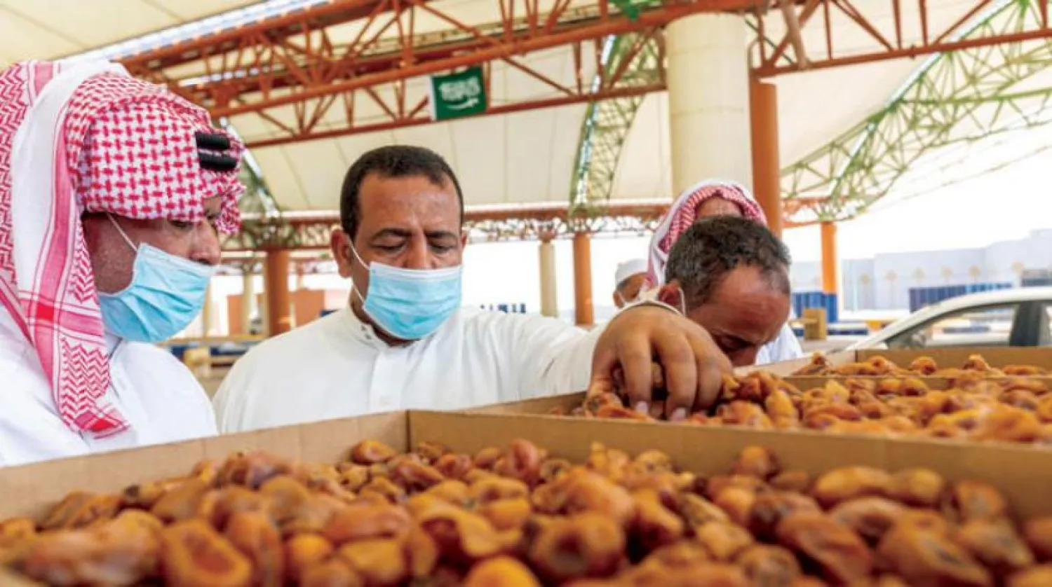  Saudi Arabia's plan to increase date exports continue to flourish (Asharq Al-Awsat) 

 