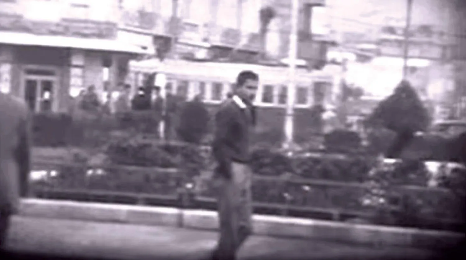 صورة نادرة التقطها ضابط سوفياتي لإيلي كوهين في أحد شوارع دمشق (روسيا اليوم)