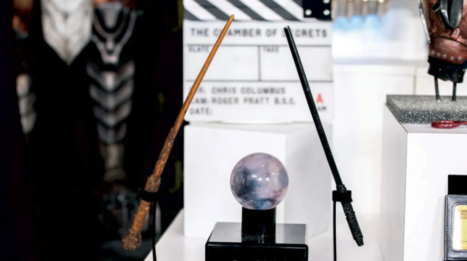 عصا هاري بوتر في المزاد (أ.ف.ب)