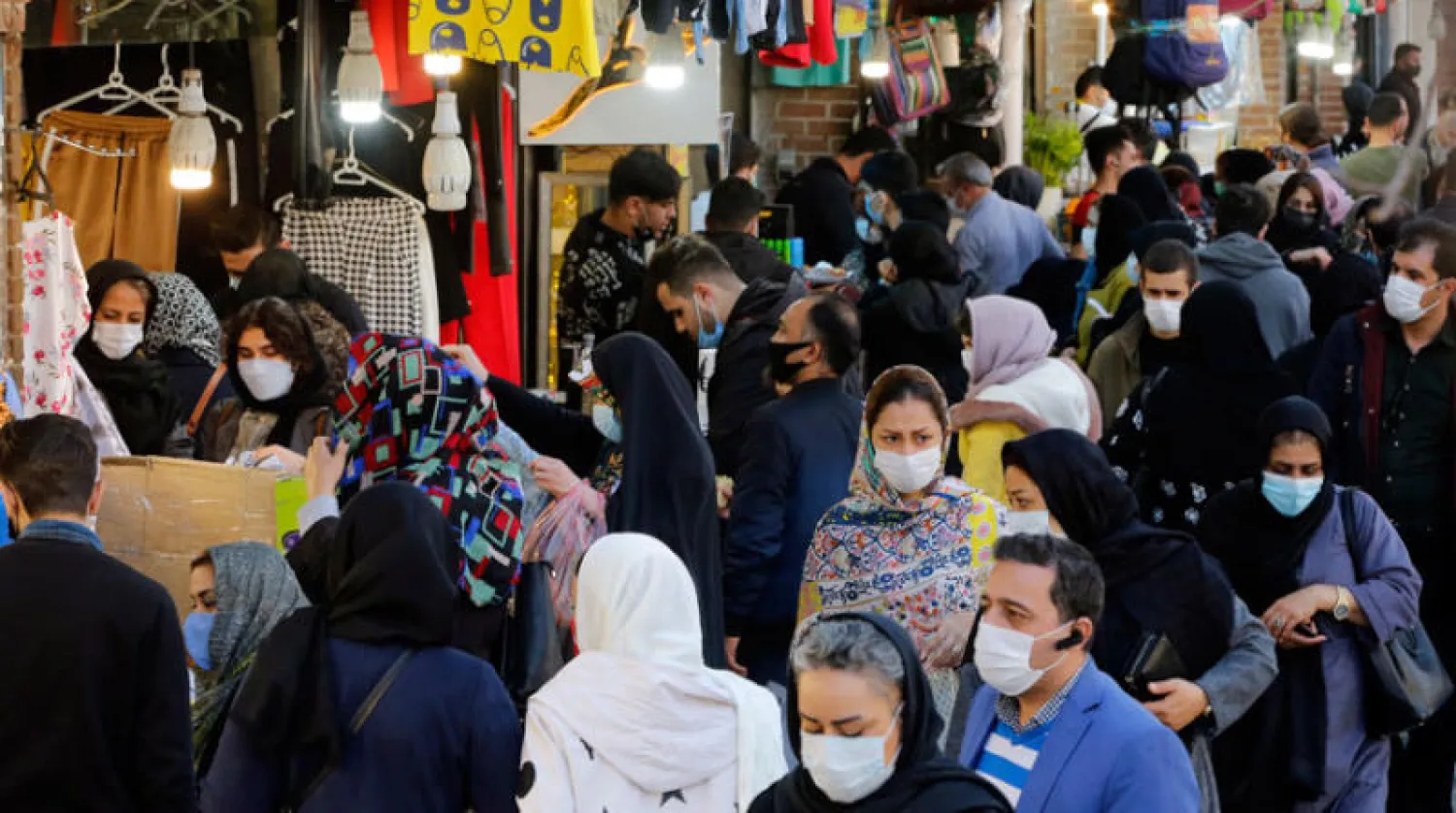 موجات العقوبات الأميركية ضد إيران