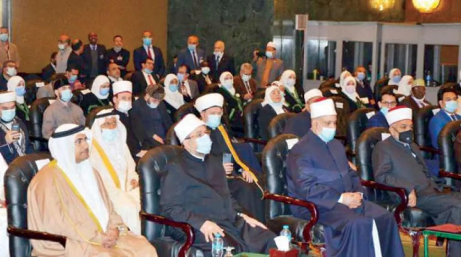 Kahire’de dün düzenlenen Dinler Arası Diyalog Konferansı’ndan bir kare (Mısır Vakıflar Bakanlığı sitesi)