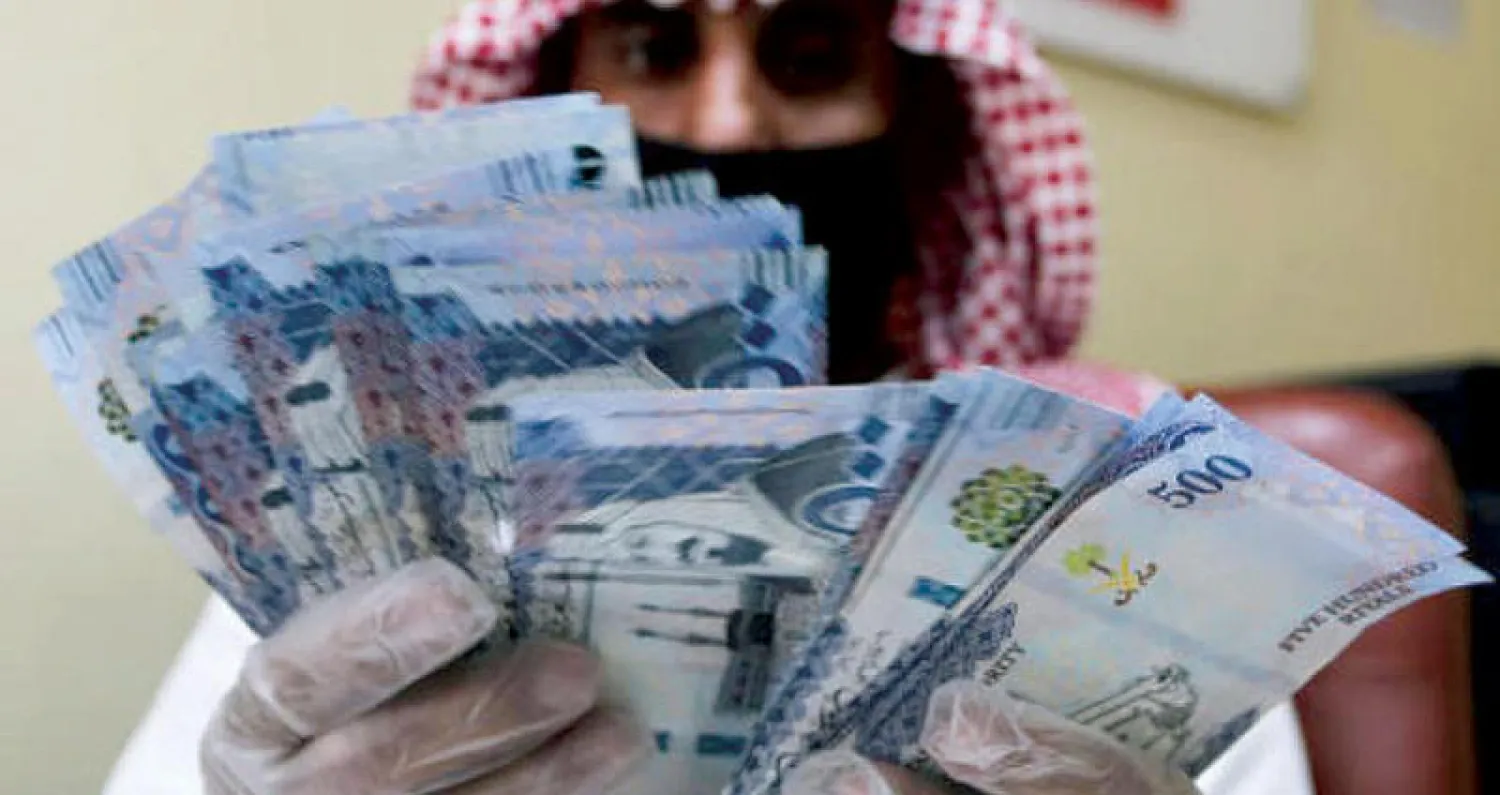 البنك المركزي يشدد على التزامات تعزز الإجراءات في القطاع البنكي (رويترز)