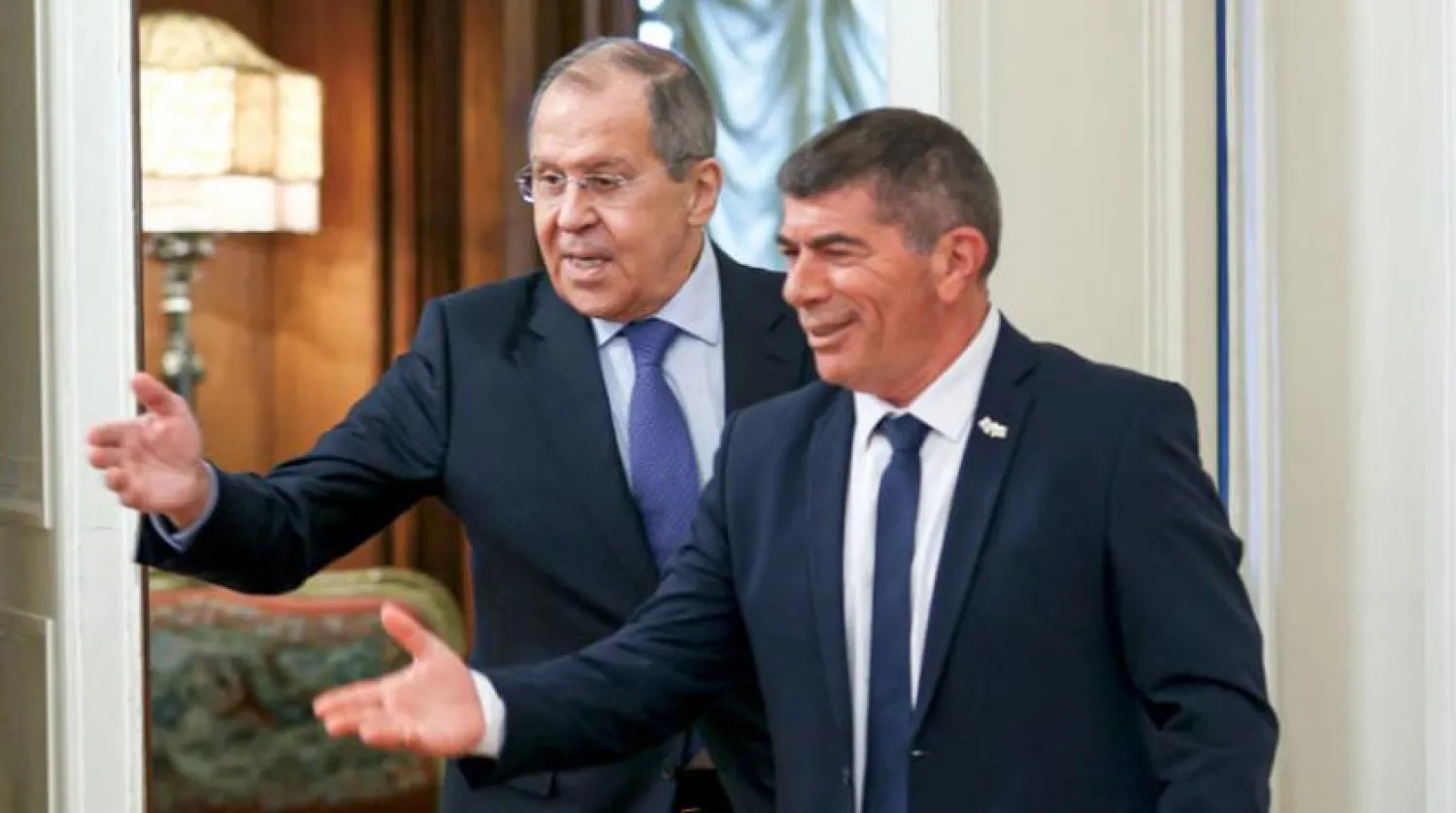Russian Foreign Minister Sergey Lavrov and his Israeli counterpart Gabi Ashkenazi in Moscow (AP)
