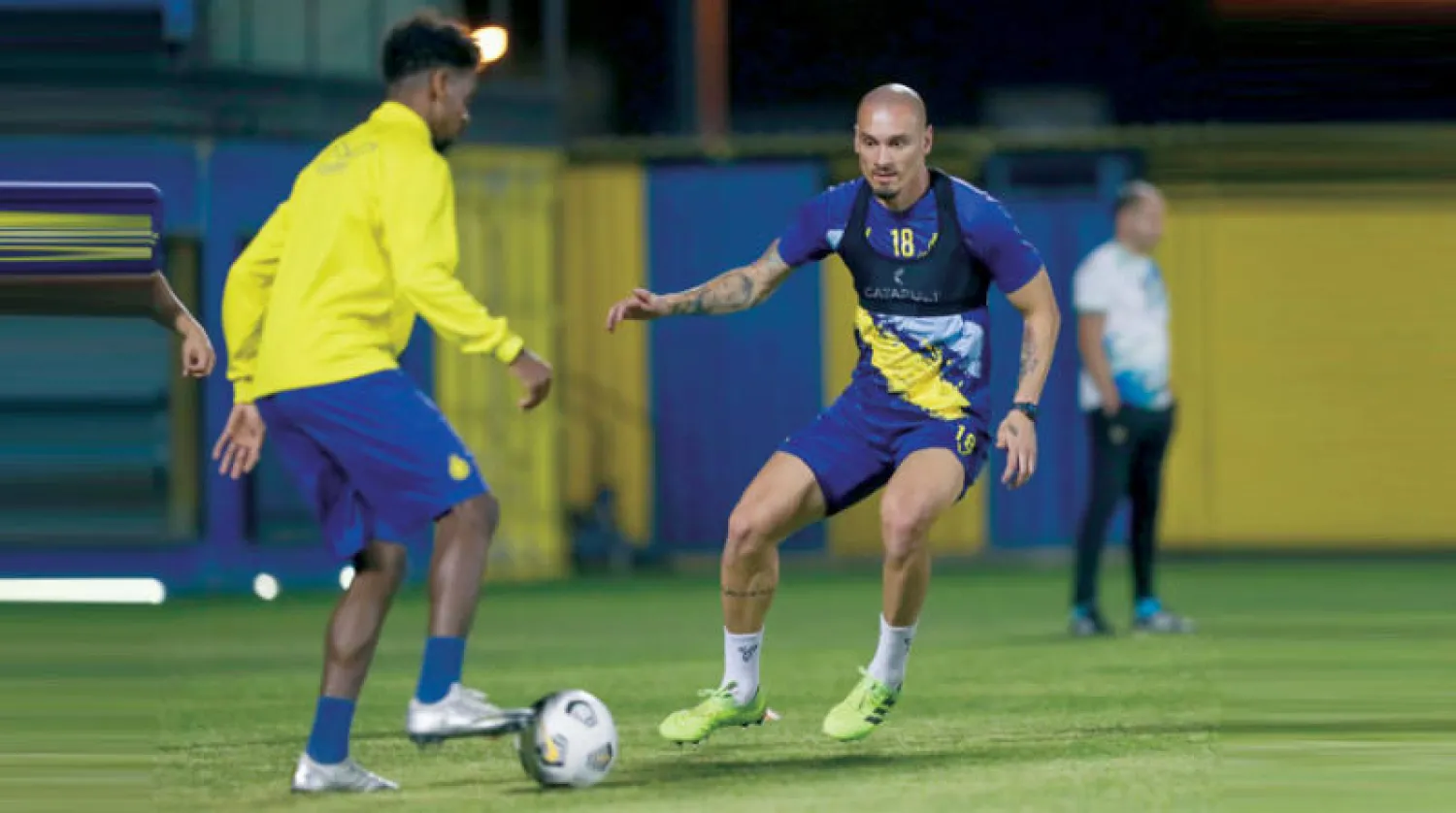مايكون في تدريبات النصر استعداداً للباطن (الشرق الأوسط)