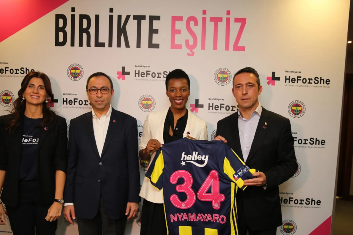 Fenerbahçe, BM Kadın Birimi’nin, kadın erkek eşitliğinin sağlanması adına hayata geçirdiği HeForShe kampanyasını iki yıldır destekliyor / Fotoğraf: fenerbahce.org