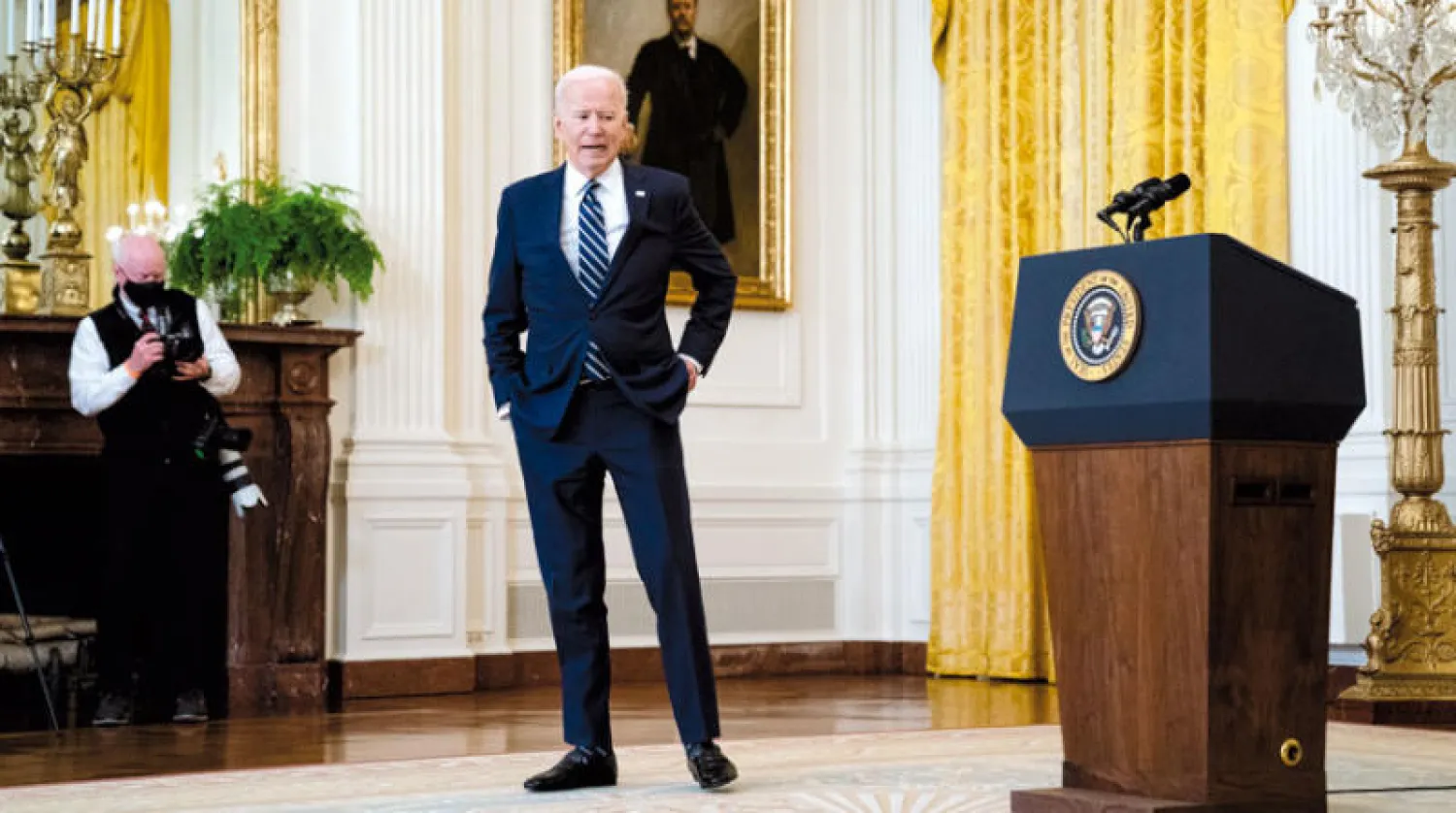 أوضح بايدن في أول مؤتمر صحافي منذ تسلمه الإدارة في يناير الماضي أنه بحث مع زعماء أستراليا والهند واليابان محاسبة الصين (ا.ب)