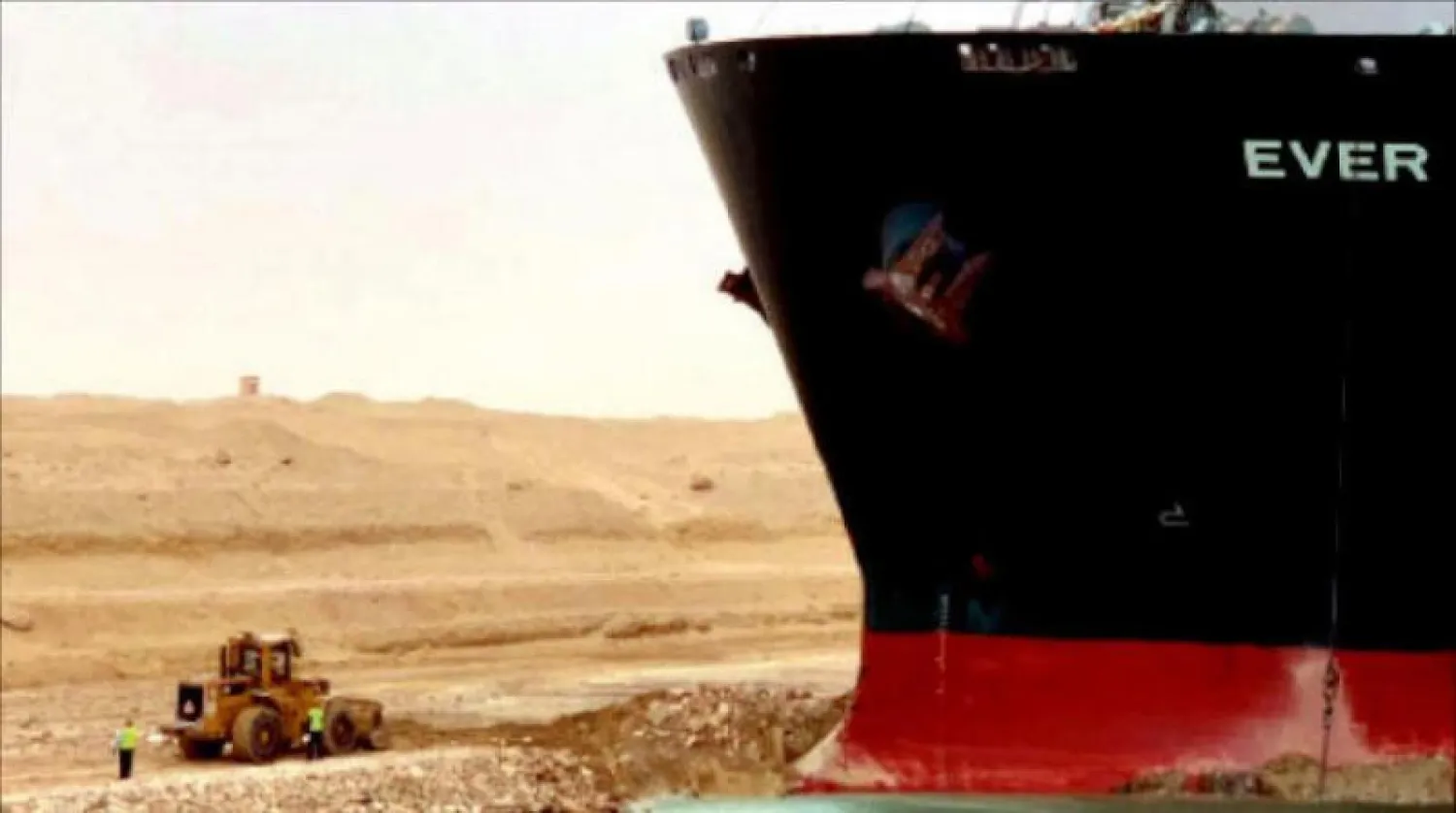 السفينة الجانحة في قناة السويس (موقع قناة السويس)