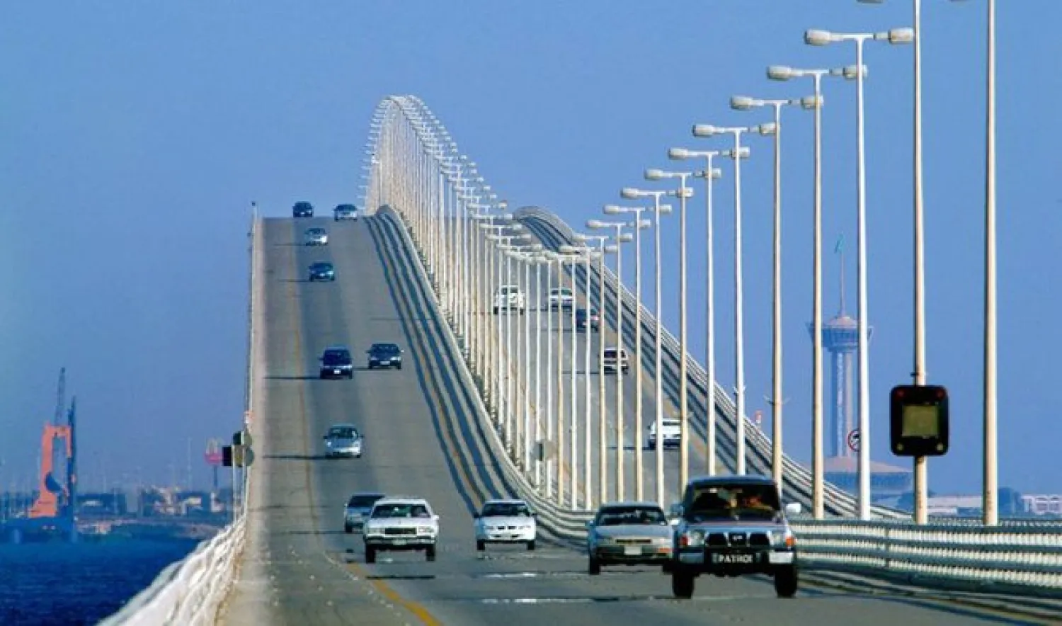King Fahd Causeway between Saudi Arabia and Bahrain (SPA)