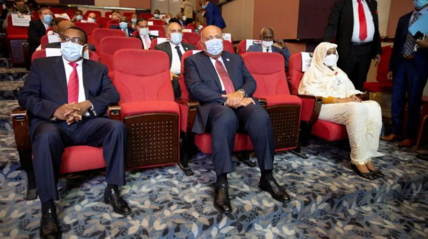 Kinşasa görüşmeleri sırasında Sudan, Mısır ve Etiyopya dışişleri bakanları (Reuters)