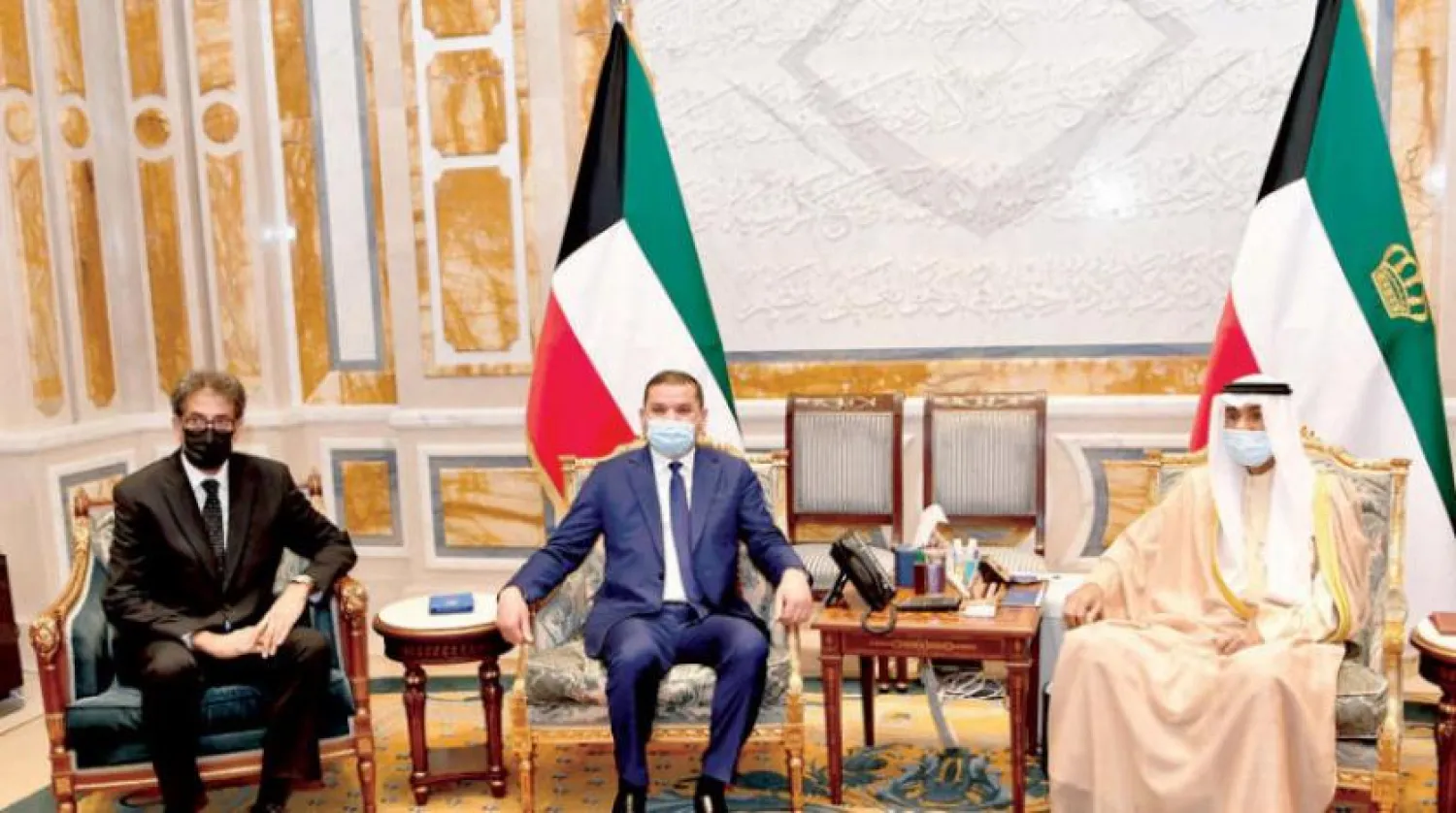 Kuwait's Emir meets with Libyan Prime Minister and his accompanying delegation. (KUNA) 