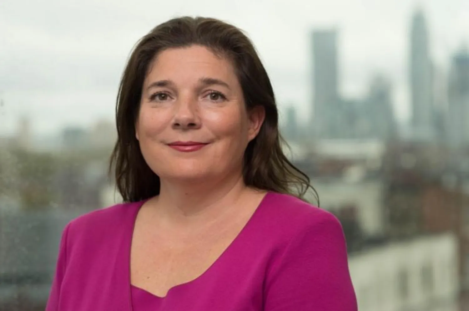 مديرة السياسة والاتصال في مركز الأمن السيبراني التابع للاستخبارات البريطانية نيكولا ‏هدسون (التاج البريطاني)‏