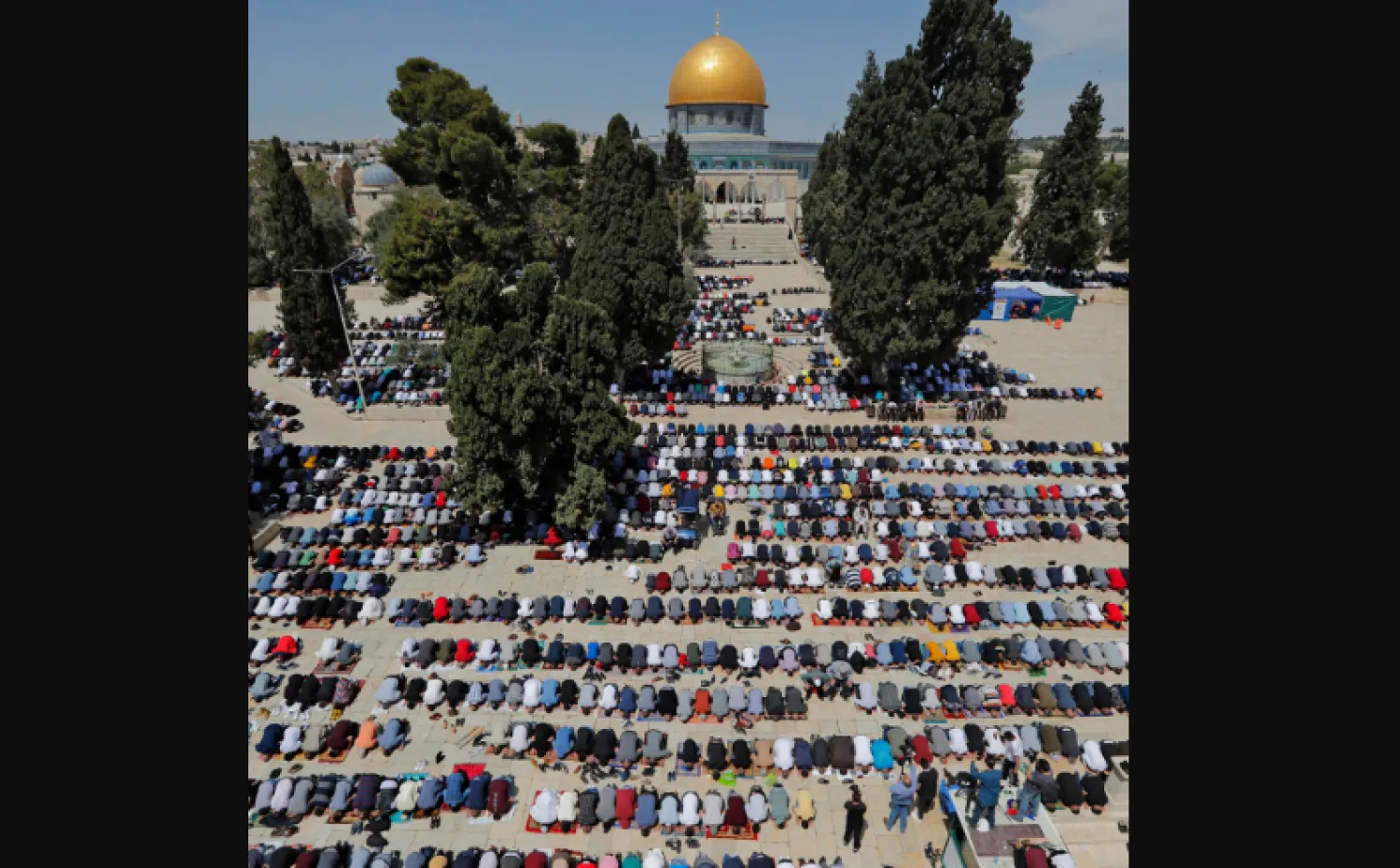 Palestinians Hold Aqsa Prayers in Largest Ramadan Gathering Since COVID