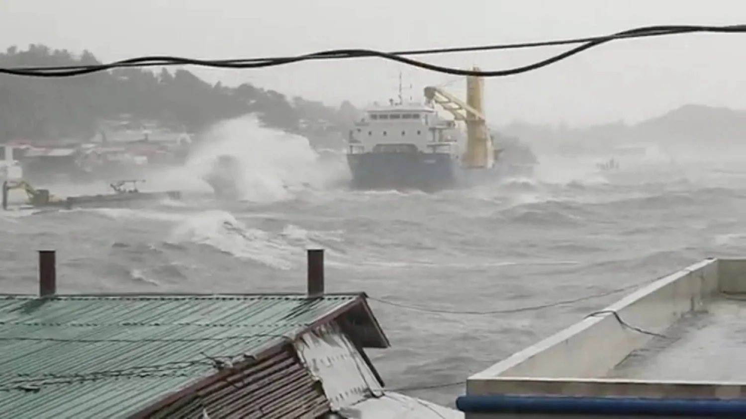 Waves crash the shore as Super Typhoon Surigae moves close to the Philippines. (Reuters)
