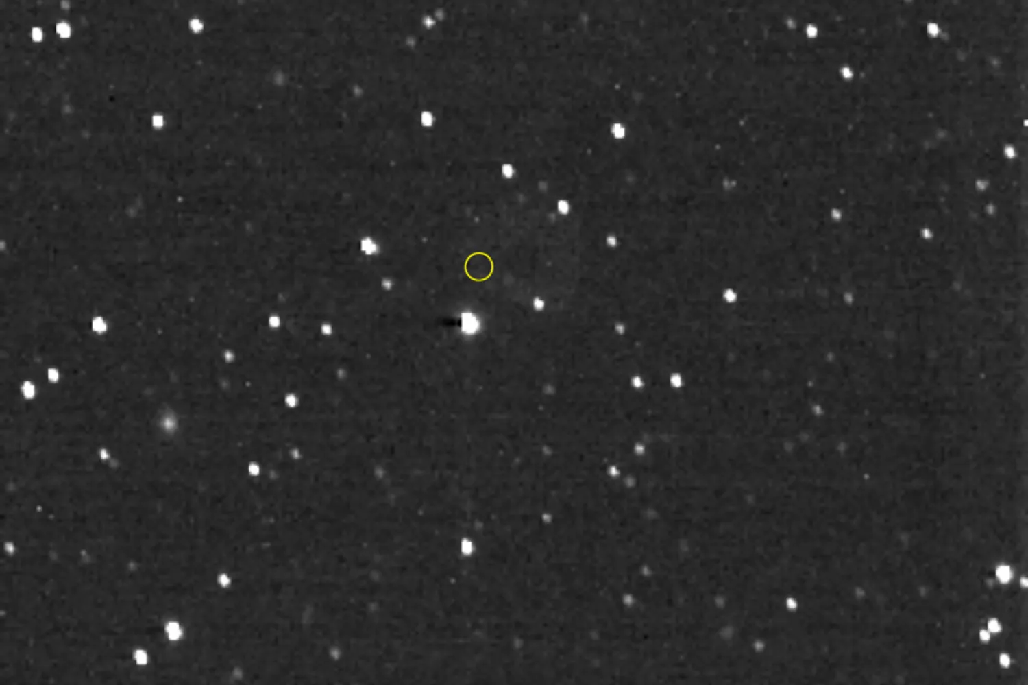 New Horizons, 25 Aralık 2020'de Uzun Menzilli Keşif Görüntüleyicisi'ni Voyager 1'e çevirmişti. Voyager 1, fotoğrafta sarıyla işaretlenen konumda bulunuyor (NASA)
