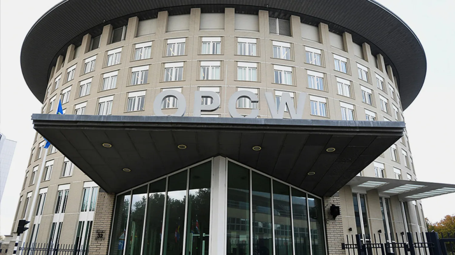 The building of the Organization for the Prohibition of Chemical Weapons (OPCW) in The Hague. REUTERS / Piroschka van de Wouw