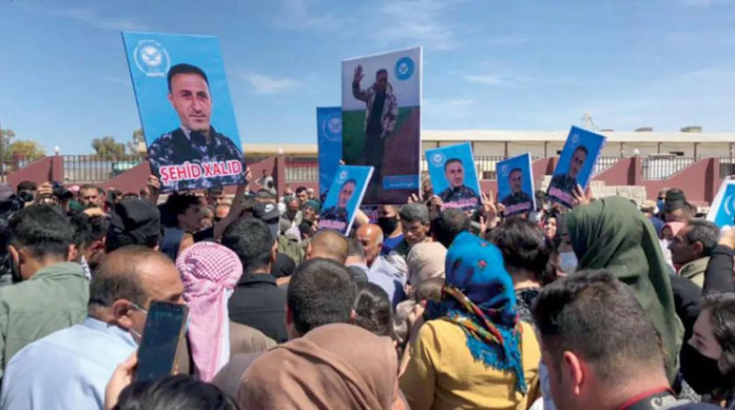 USG ile Asayiş arasında Kamışlı'da yaşanan çatışmada ölen bir Kürt unsuru için cenaze düzenlendi. (North Pres Haber Ajansı)