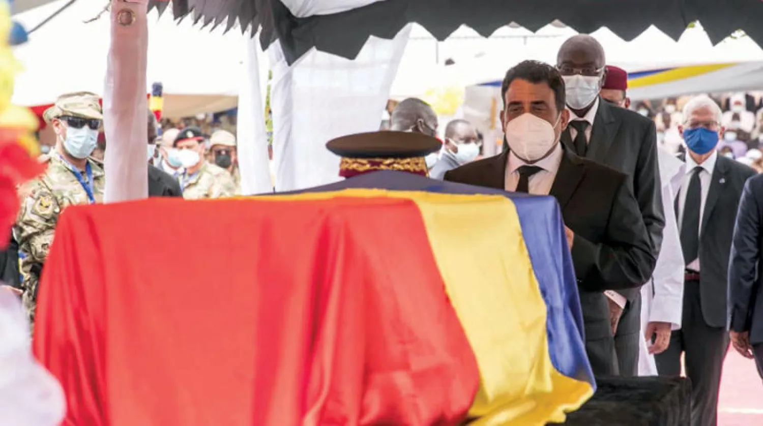 محمد المنفي في مراسم جنازة الرئيس التشادي الراحل إدريس ديبي (المكتب الإعلامي الرئاسي)