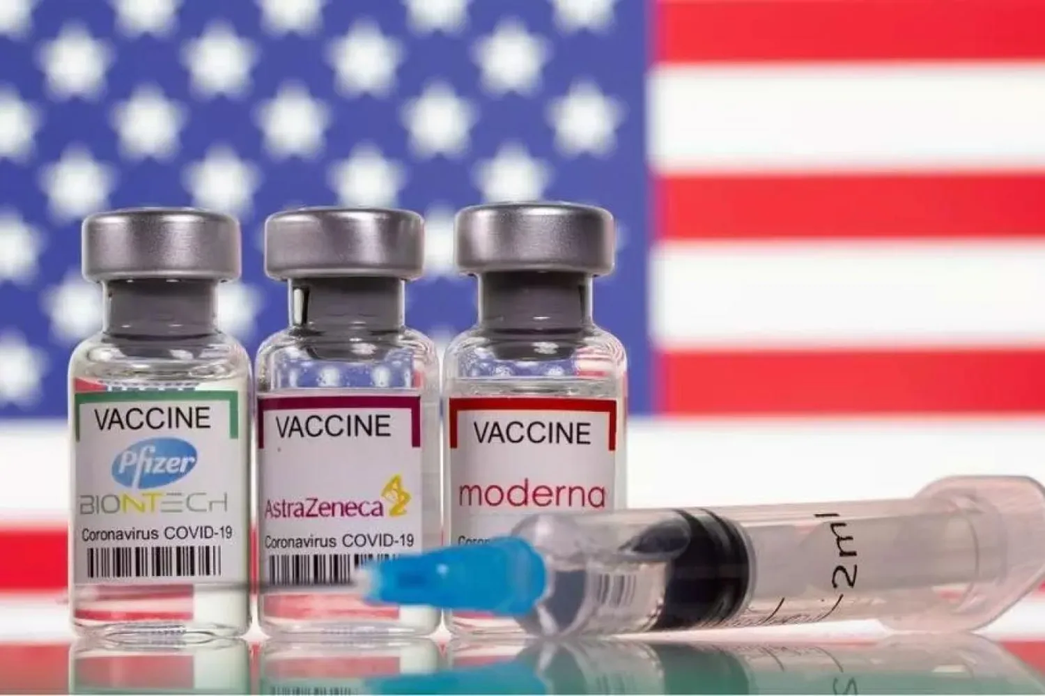 Beyaz Saray, ABD'nin yakın bir sürede 60 milyon doz AstraZeneca Plc koronavirüs aşısını diğer ülkelerle paylaşmaya başlayacağını açıkladı / Fotoğraf: Reuters