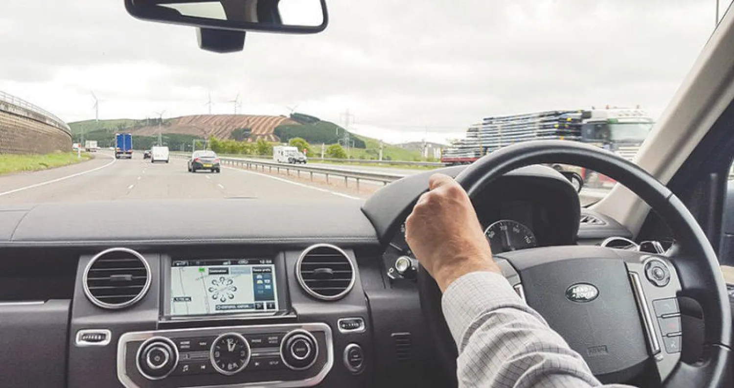 السماح للسيارات ذاتية القيادة (غيتي)