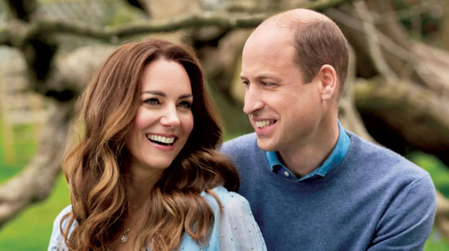 ويليام وكيت في قصر كنسينغتون (رويترز)