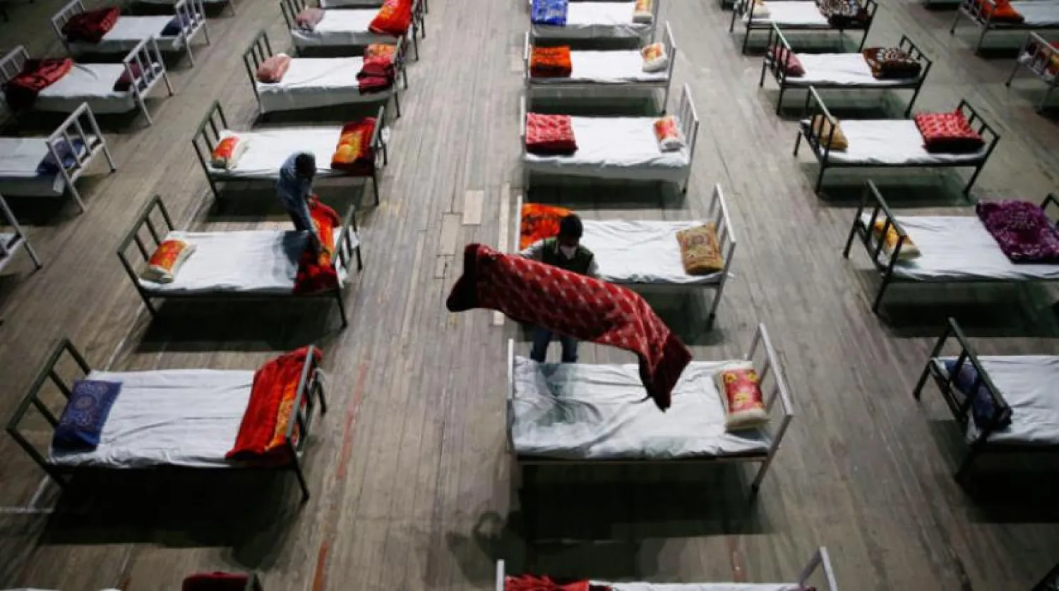 Srinagar’da Kovid-19 hastaları için sahra hastanesi (EPA)