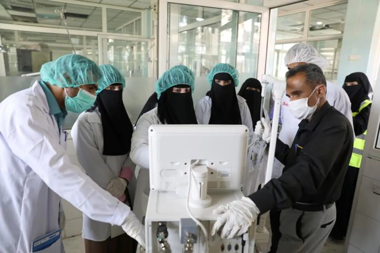 Yemeni nurses receive training on using ventilators, recently provided by the World Health Organization, at the intensive care ward of a hospital allocated for coronavirus patients in preparation for any possible spread of the coronavirus disease (COVID-19). REUTERS/Khaled Abdullah 
