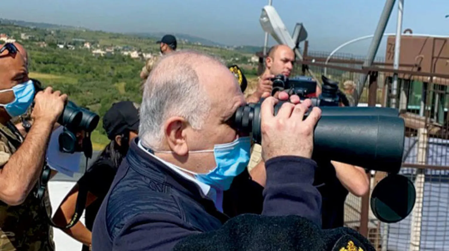 الوزير فهمي أثناء جولته الحدودية (وزارة الداخلية)