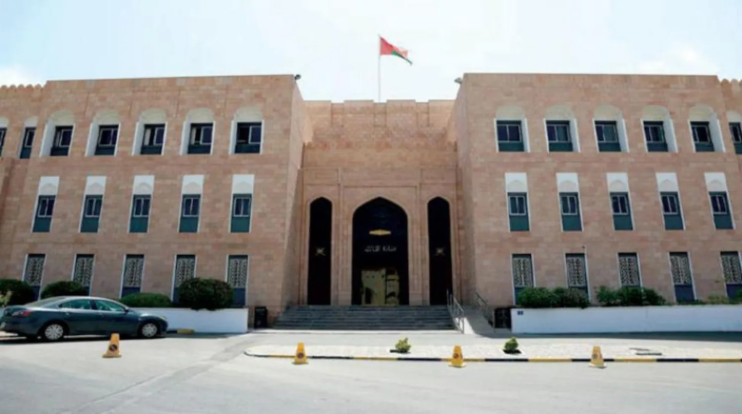 Net oil revenue declined in Oman due to the economic impact of the coronavirus pandemic. (ONA)