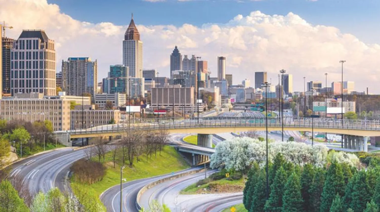 The US real estate market is witnessing strong signs of recovery amidst lower interest rates (Asharq Al-Awsat) 

