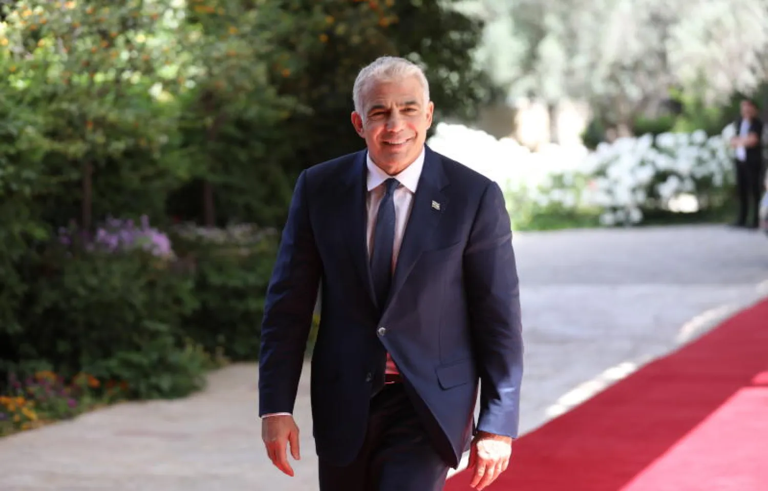 يائير لابيد زعيم حزب «هناك مستقبل» الإسرائيلي المعارض (إ.ب.أ)