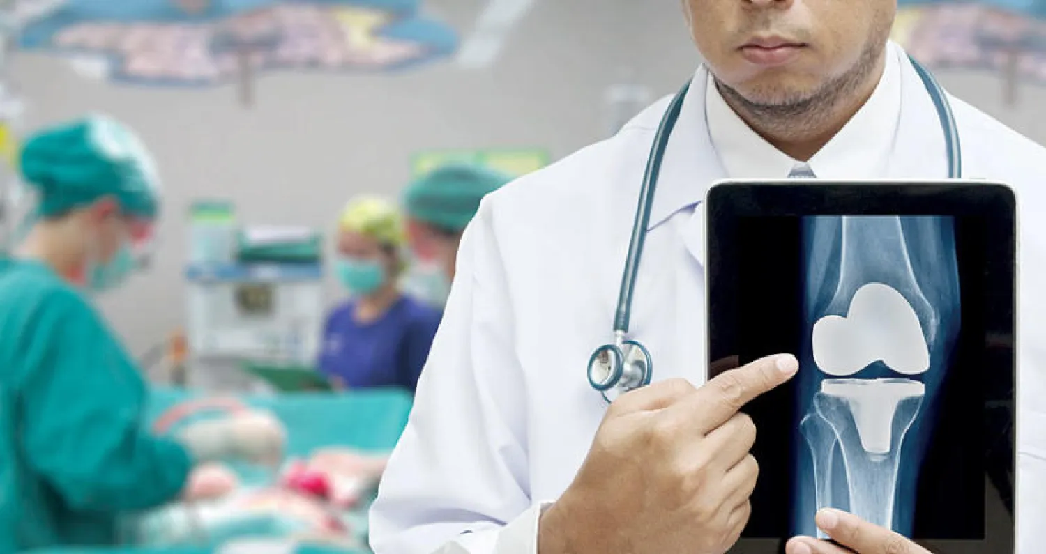 استبدال مفصل الركبة... جدوى صحية لوقف المعاناة