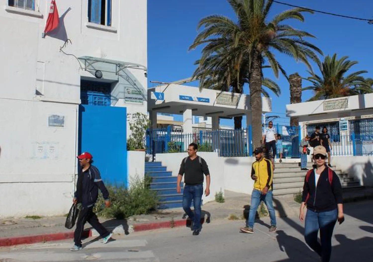  People leave a train station in La Marsa near Tunis, Tunisia May 11, 2020. REUTERS/Angus McDowall