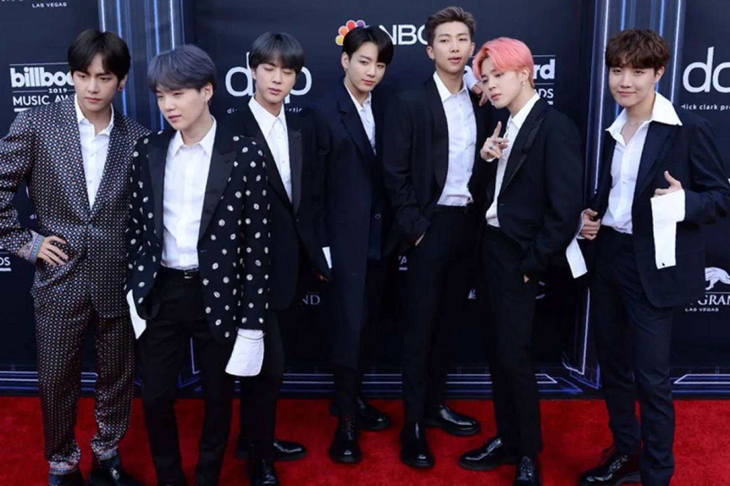 BTS, Grammy Ödülleri'ne aday gösterilen ilk K-pop grubu (AFP)