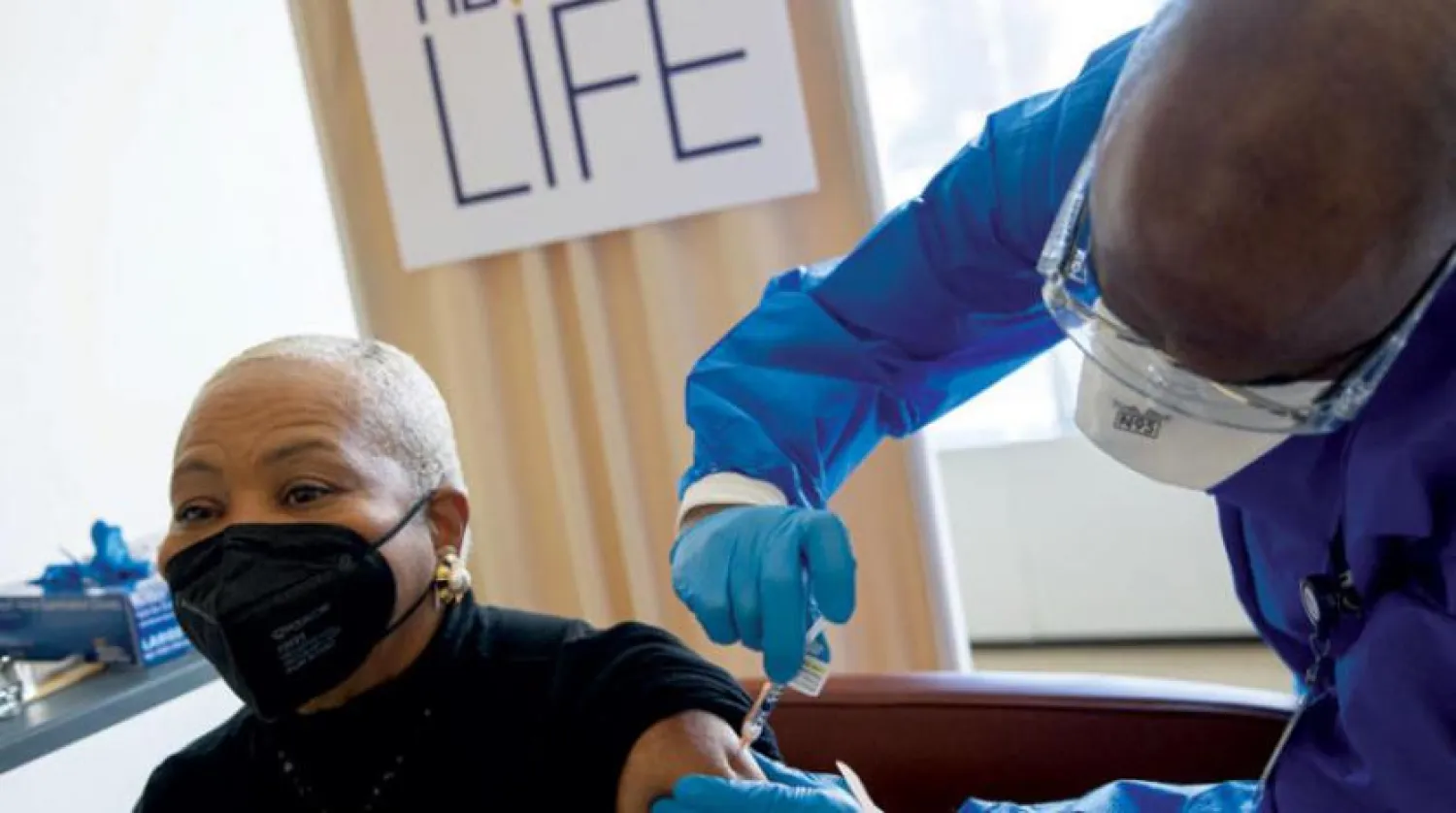 New York’ta aşılama çalışmalarına devam ediliyor. (Reuters)