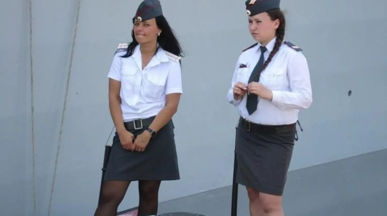 İki Rus polisi (Reuters Arşiv)